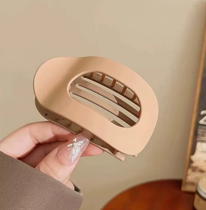 Solvera ComfyClip™ - De buigzame haarclip voor ultiem draagcomfort, zonder druk of pijn